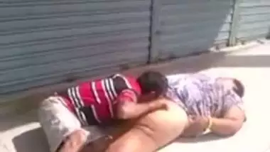 Homeless Sex Affair In Street Captured