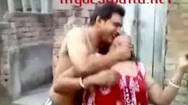 Bengali sathi bhabi with her devar on rooftop mms