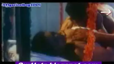 Newly wedded couple doing shakeela romance