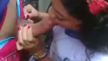 Nepal girl outdoor blowjob session