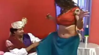 INDIAN KING N QUEEN DRESSED TO FUCK N CUM