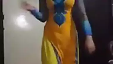 Private desi girl sexy dance