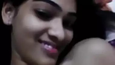 Hot Indian GF Ishu Selfie 4 BF