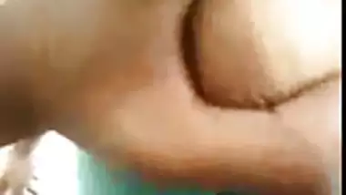 Northindian Girl Show her Smart Huge Boobs to her BF