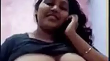 Desi very Big Boobs girl Caught on Skype