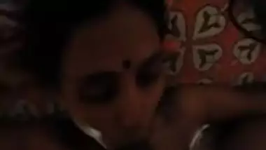 desi tamil girl suck her boss