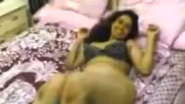 Punjabi naked teen finger fucked by her lover