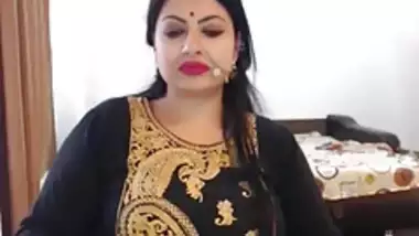 Hot indian Lady