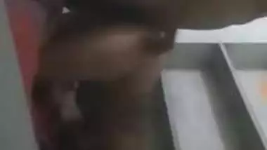 fucking neighbour bhabhi and recording secretly.