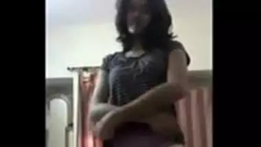 Nude selfie of a Delhi teen for her lover