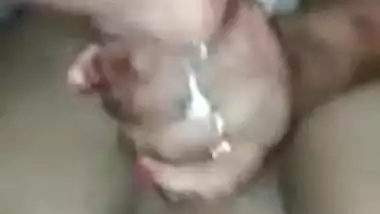 Sis suck and lick cock on Raksha Bandhan with Mehndi hands