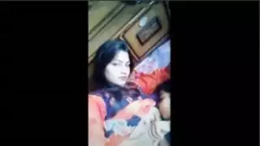 Desi Bhabhi Showing Boobs In Tiktok