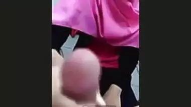 Desi hijab girl suck her boyfriend dick 