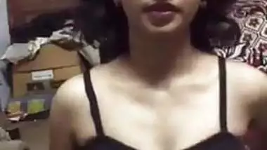 Hot Indian Girl Boob show