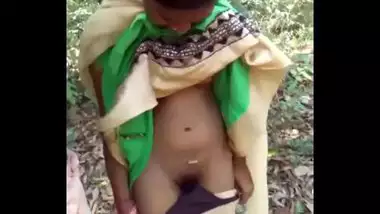 Cute Indian Girl Record Nude Selfie in outdoor