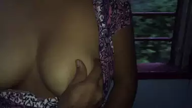 Public Sex on a Local Train | කෝච්චියේ ආතල් එක