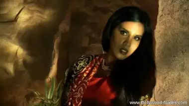 Sexy Dancer From Bollywood