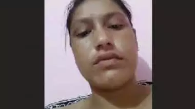 Nepali Bhabhi Showing Boobs and Pussy