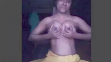 Super Horny Bangla Village Bhabi Masturbating