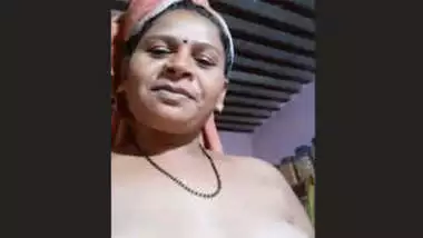 Bhabhi Record Nude Selfie