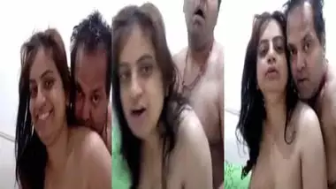 Famous Delhi bhabhi sex with her husbandâ€™s friend