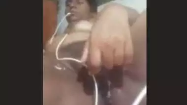 Sri Lankan Girl Masturbating