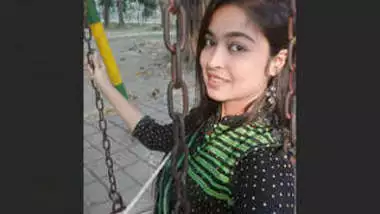 Bangladeshi Girl Leaked Videos Part 2