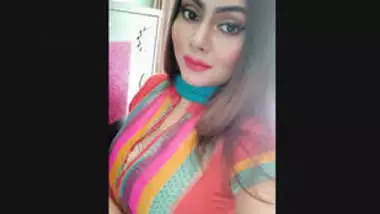 Most Wanted Bangladeshi Sexy Insta Babe Leaked Videos Part 1