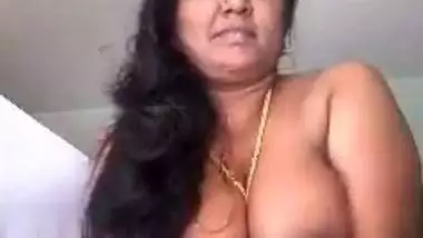 Big boobed desi BBW solo video