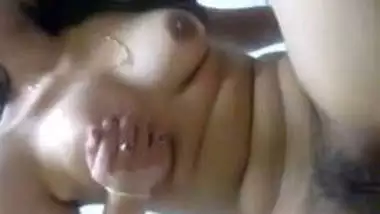 Indian desi hot girl hard rubbing her pussy