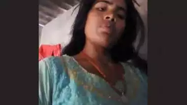 Desi Village boudi stripping