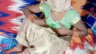 Desi village aunty rema fucking video 1