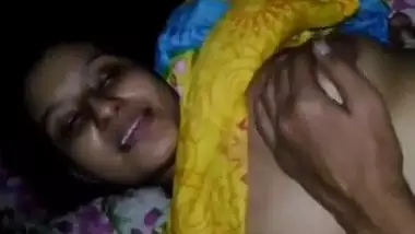 Lovely desi lund sucking