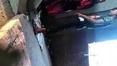 Construction site sex video of Bangla lovers