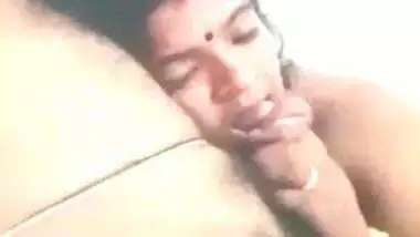 Mallu penis suck video of Indian aunty