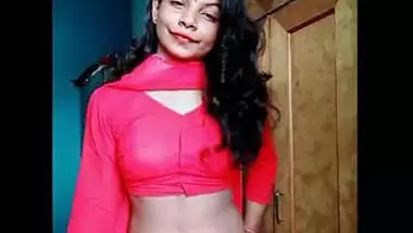 cute college girl sumpi erotic navel show