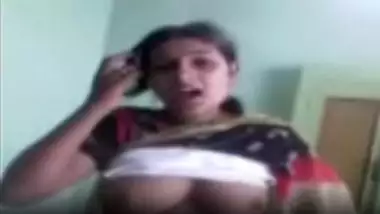 Village punjabi kudi showing boobs and pussy