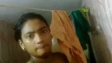 bangladeshi collage girl take nude selfie for bf