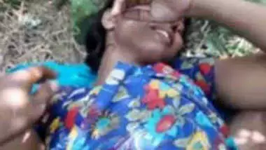 Desi village girl fucking outdoor