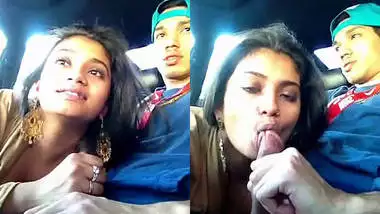 hot NRI babe sucking BF on lunch break in car