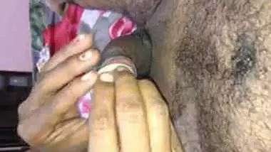 Desi randi Bhabhi Putting Condom and riding Dick