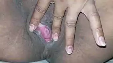 Horny Indian girl fingering