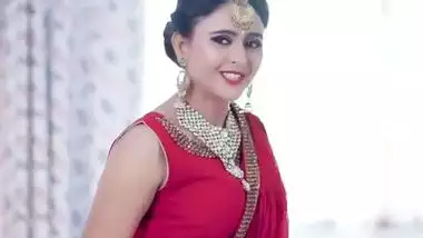 Desi hot model nude move