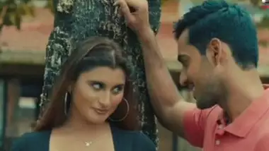 Tu Dil ki Dhadkan Hot Song