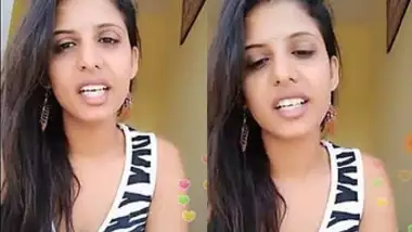 Cutipie Bhabi Morning Live, Sweet Cleavage