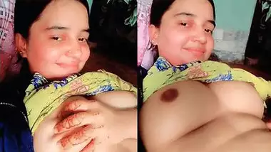 desi cute girl boobs and pussy show