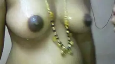 desi married aunty naked at home with husband putting water