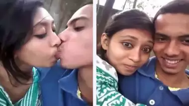 Hot Desi College Girl Kissing At Park