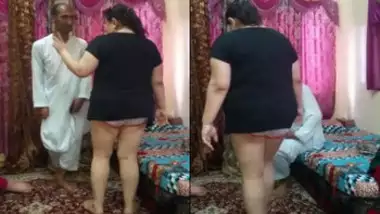 Hot bhabhi taking dance on arabic man