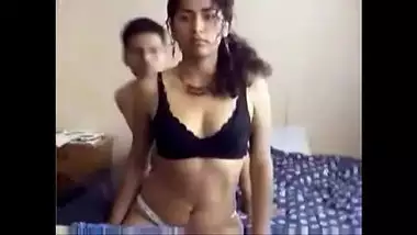 Virgin college girl ke pahli chudai ki Hindi blue film